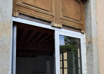 Porte extérieure avant rénovation