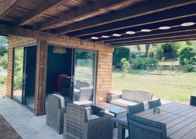 Pool house rénovée